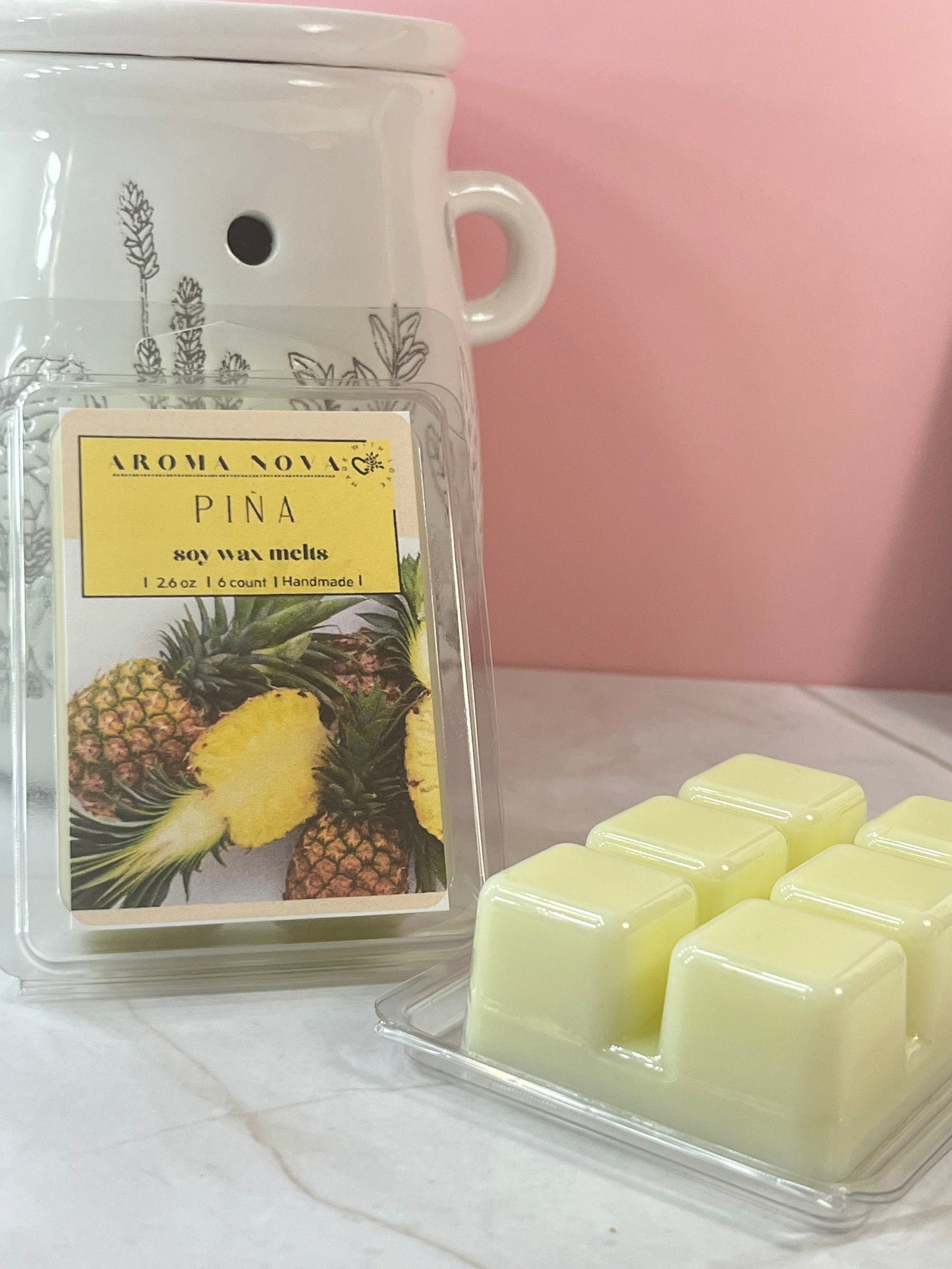 PIÑA| Pineapple Soy Wax Melt Strong Scented Long Lasting Melt, Non-toxic Wax Tarts, Home Fragrance Essentials