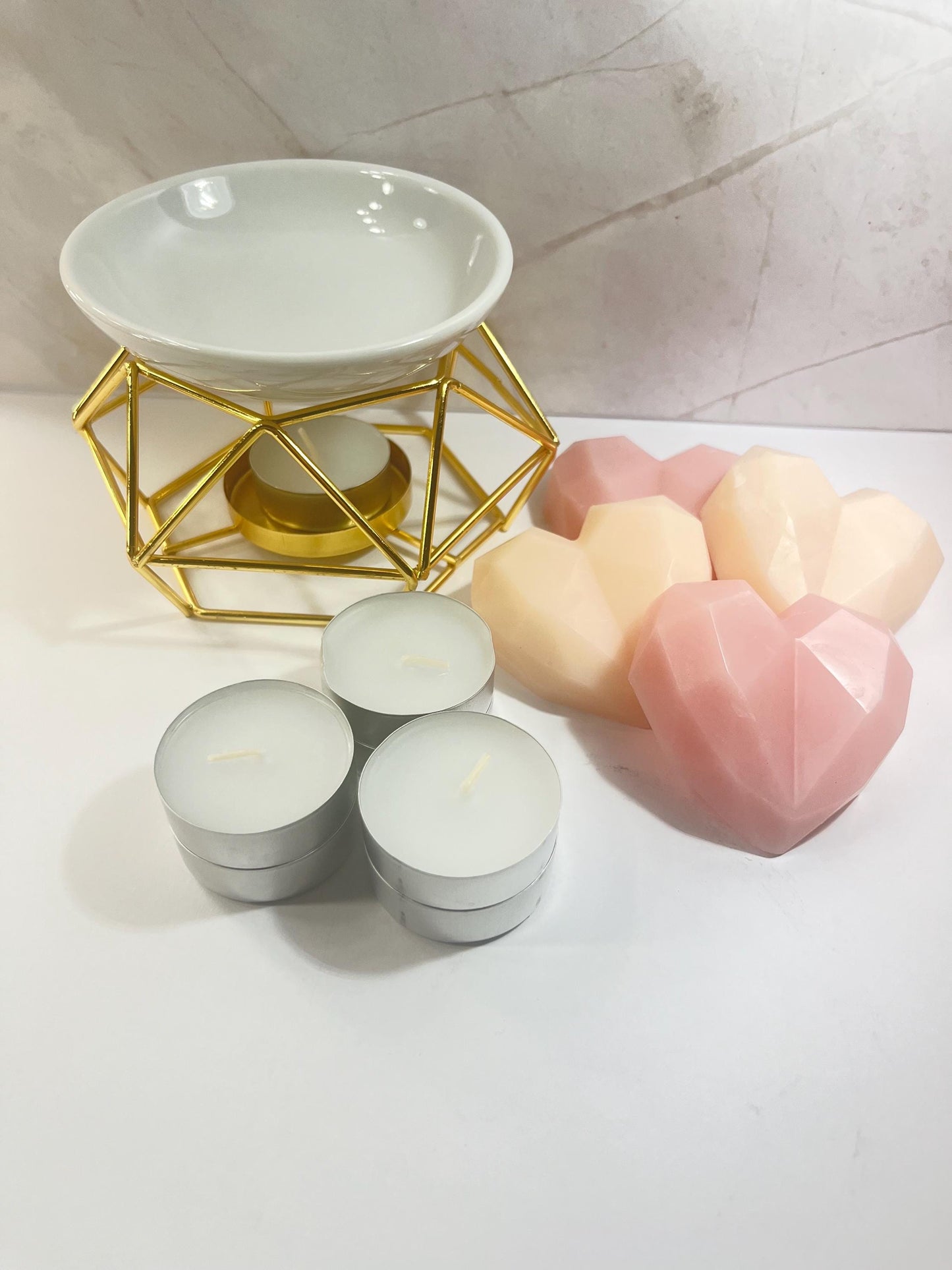 4 Heart Shaped Wax Melts and Gold Wax Warmer Gift Box, Wax Melt Starter Kit, Home Fragrance Essentials
