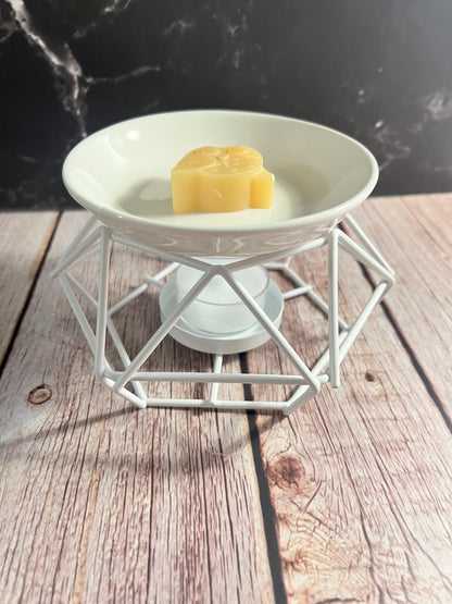 White Wax Warmer| Includes 3 Tealight Candles & Wax Sample